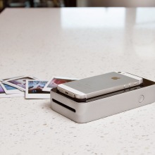 Con SnapJet e Prynt il selfie è analogico